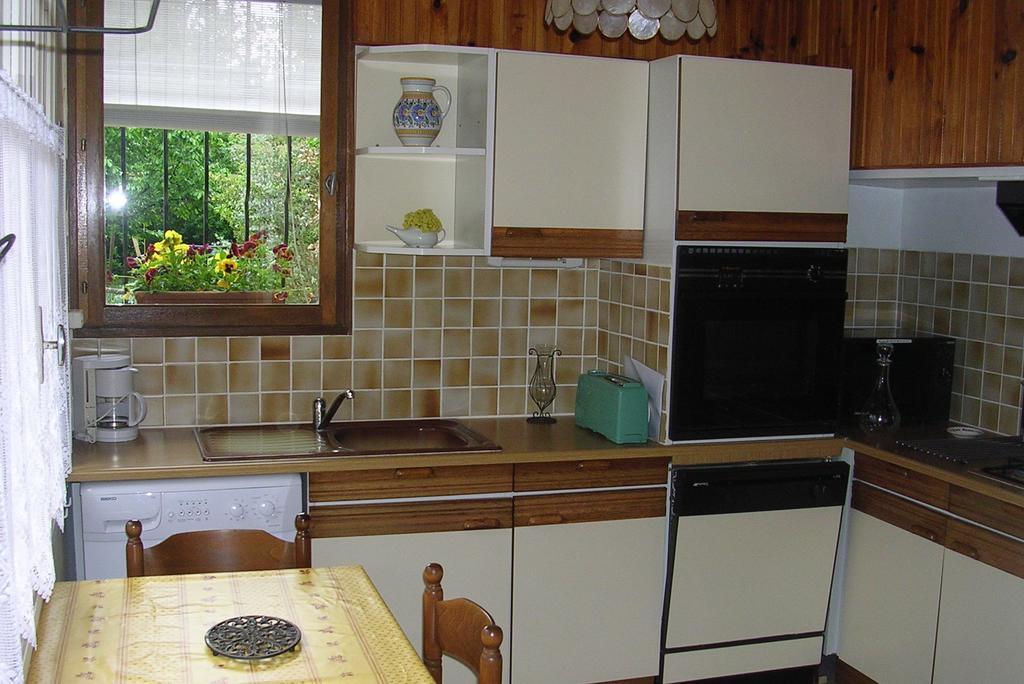 Le Jardin Apartment Greoux-les-Bains Bagian luar foto